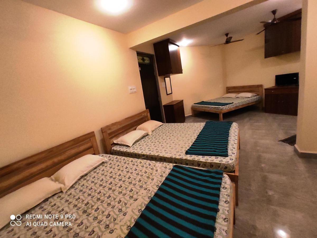 Godwill Kimo Guest House Seraulim Madgao Buitenkant foto