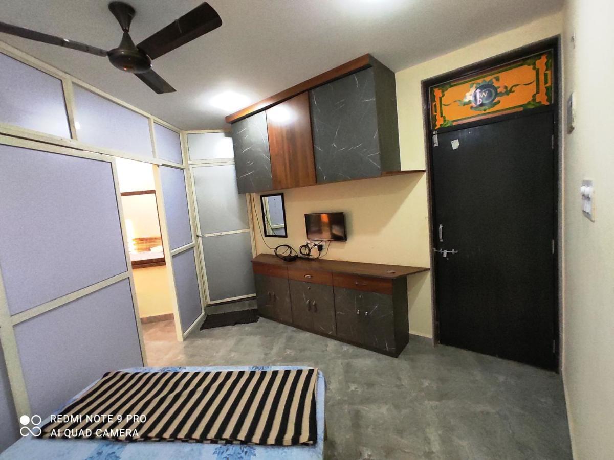 Godwill Kimo Guest House Seraulim Madgao Buitenkant foto
