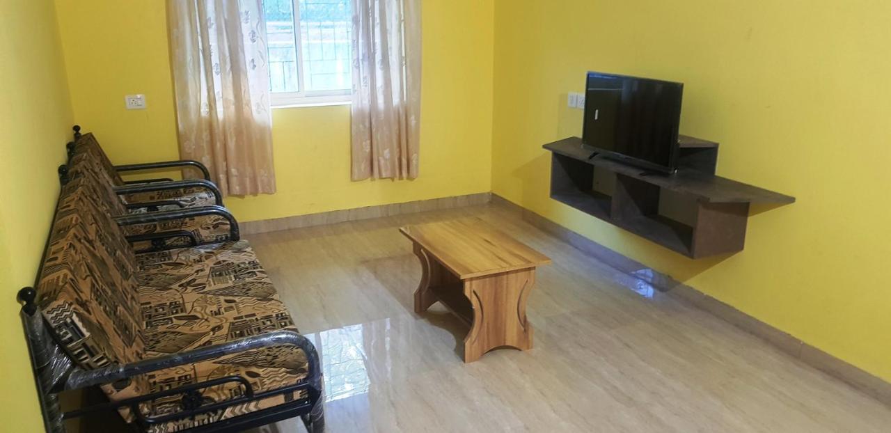 Godwill Kimo Guest House Seraulim Madgao Buitenkant foto