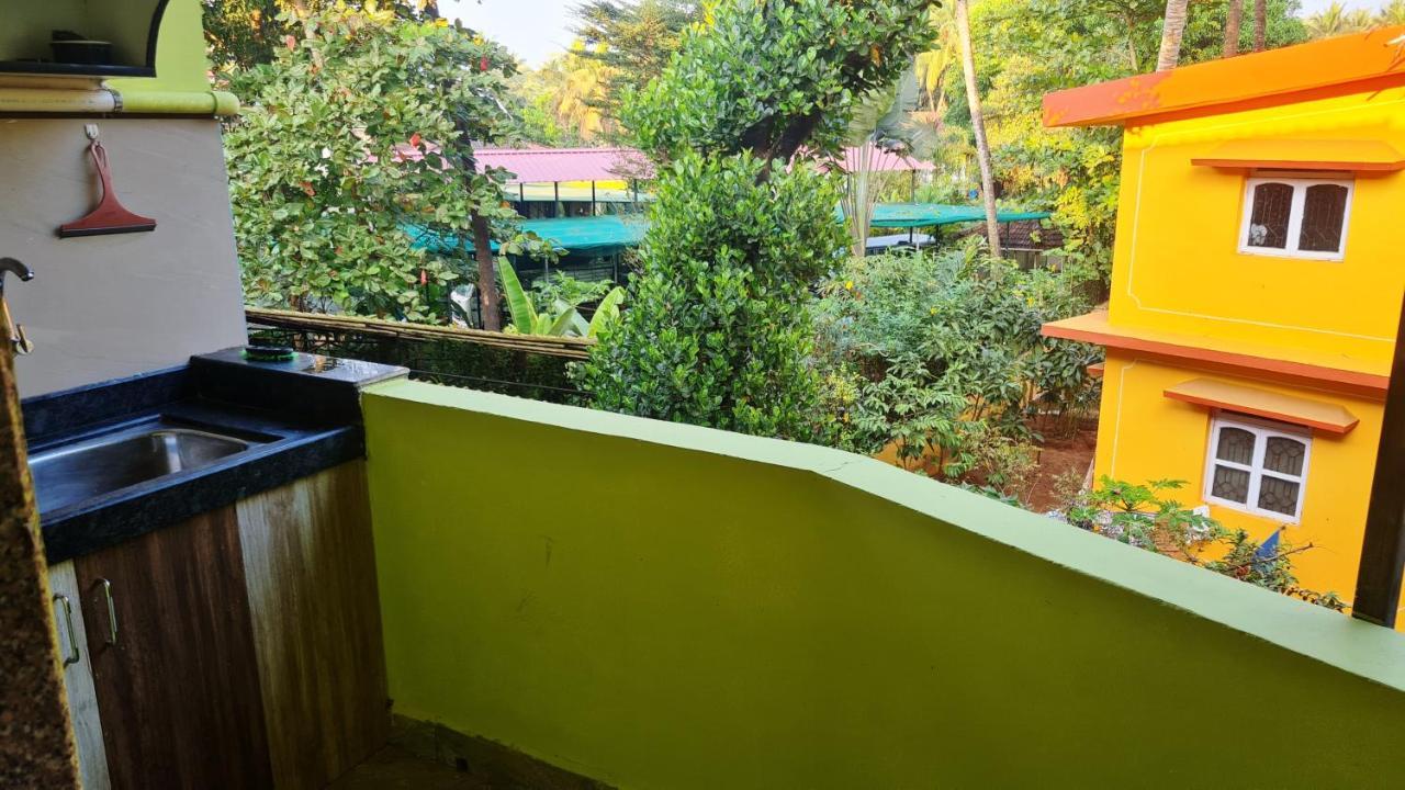 Godwill Kimo Guest House Seraulim Madgao Buitenkant foto