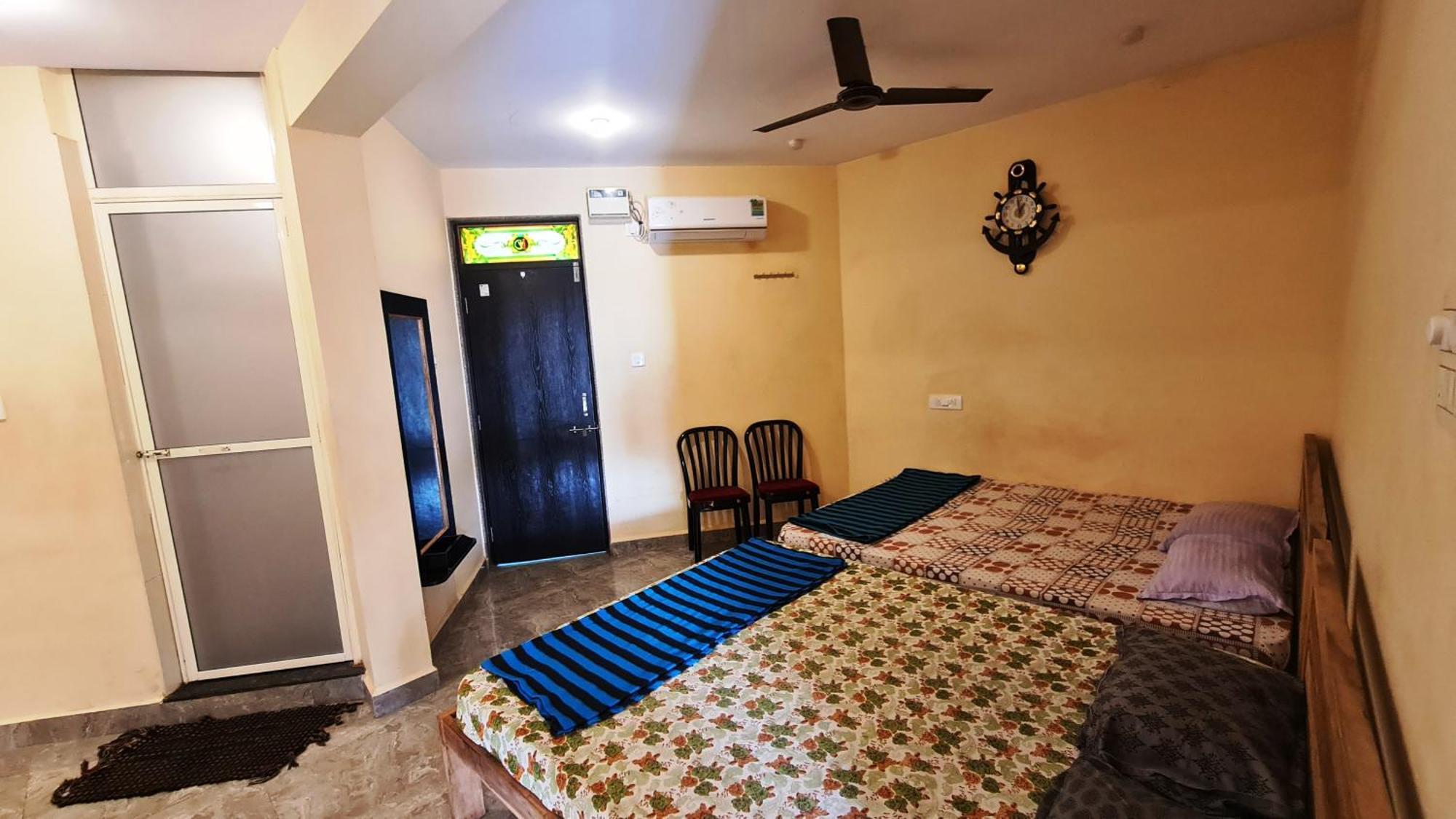 Godwill Kimo Guest House Seraulim Madgao Buitenkant foto