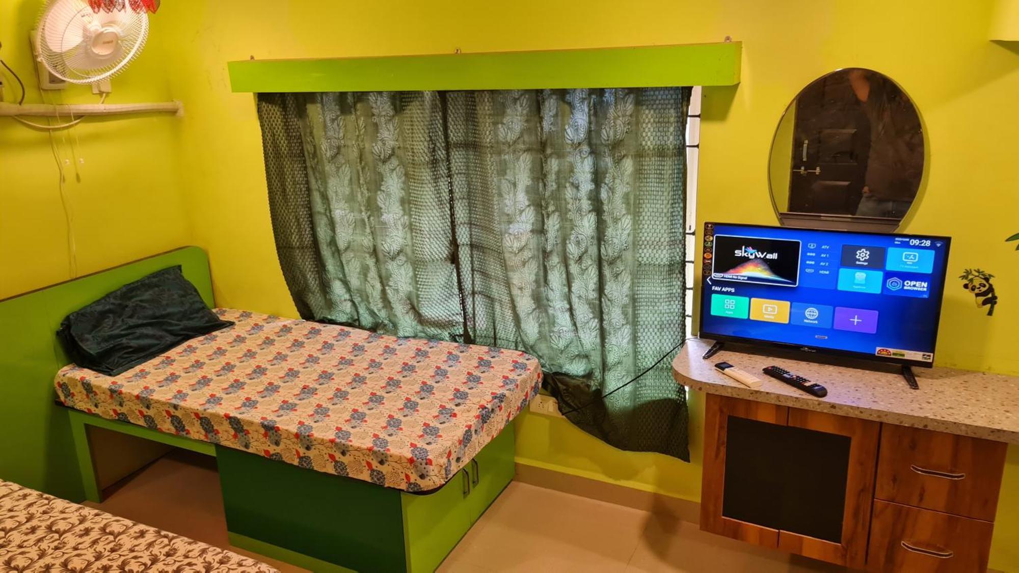 Godwill Kimo Guest House Seraulim Madgao Buitenkant foto